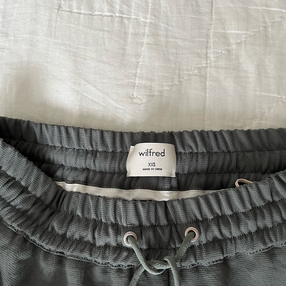Aritzia Wilfred Buffon Pant - Sage - Picture 2 of 4